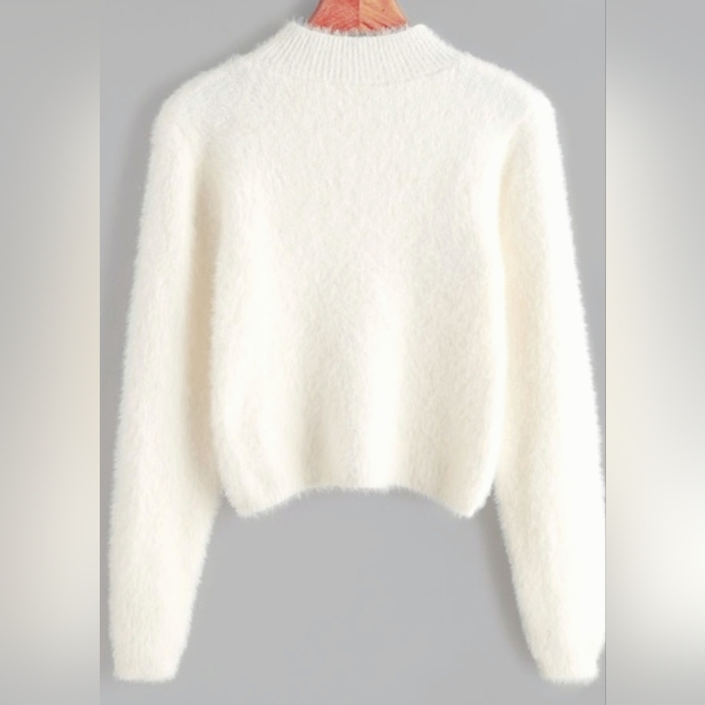 Univeral Threath Fluffy Cream Mock Neck Cropped Loose Fit Sweater, Size L
